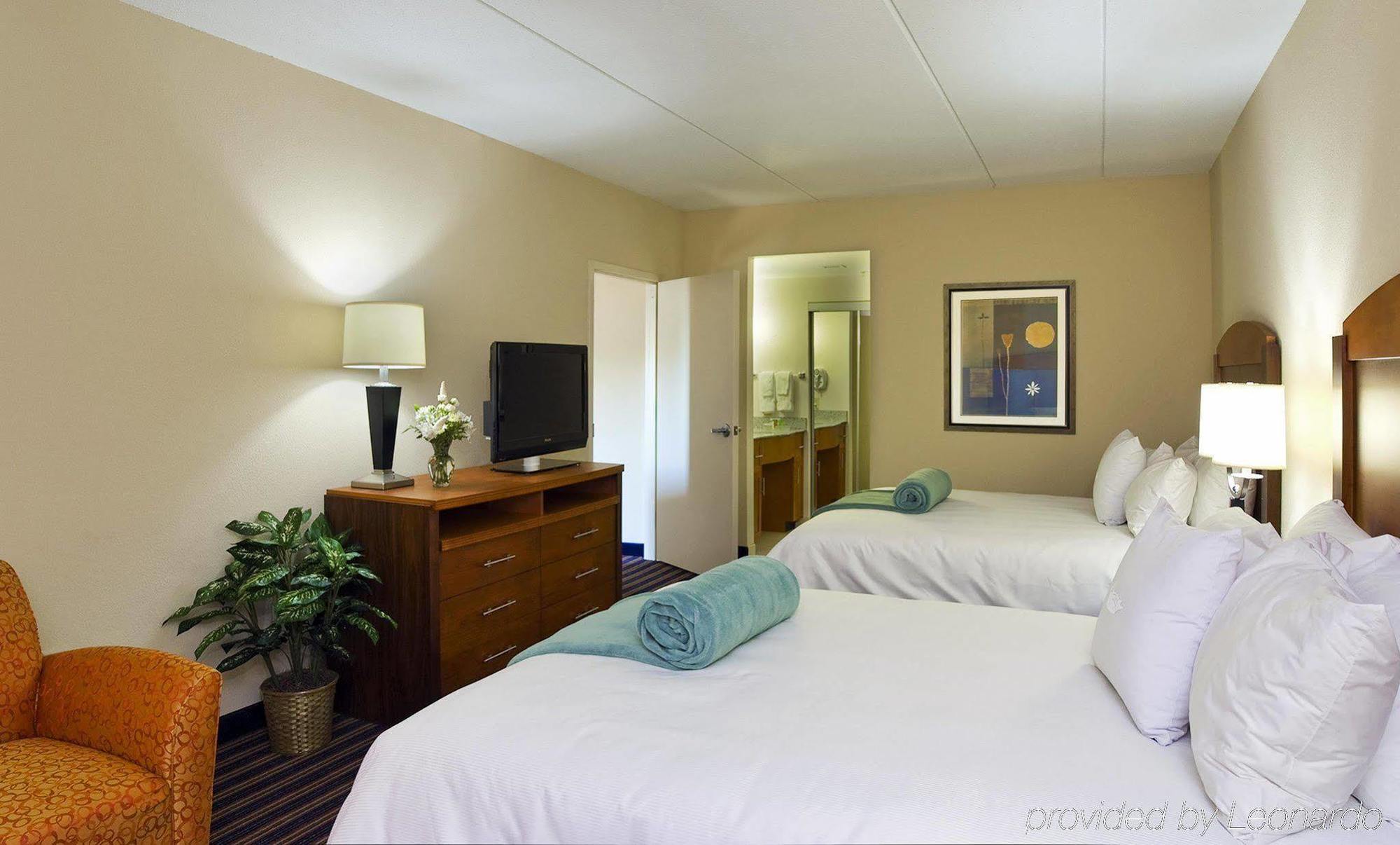 Homewood Suites By Hilton Virginia Beach Room photo